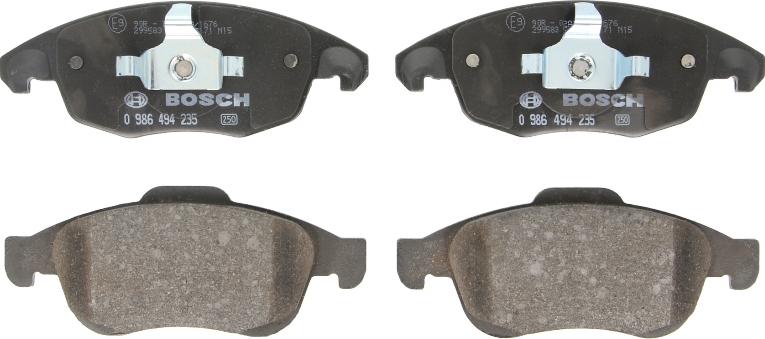 BOSCH 0 986 494 235 — Zestaw klocków hamulcowych, hamulce tarczowe
