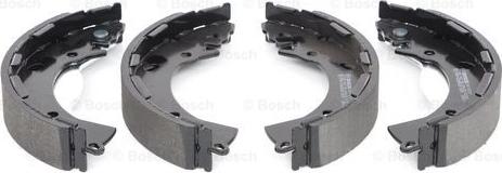 BOSCH 0 986 487 925 — Zestaw szczęk hamulcowych
