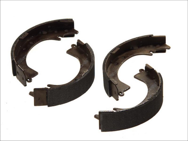 BOSCH 0 986 487 424 — Zestaw szczęk hamulcowych