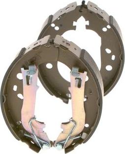 BOSCH 0 986 487 898 - Zestaw szczęk hamulcowych