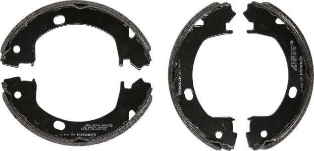 BOSCH 0 986 487 715 — Zestaw szczęk hamulcowych, hamulec postojowy