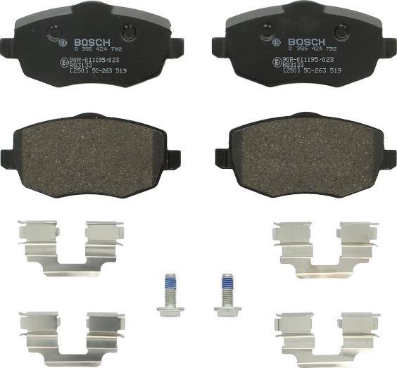 BOSCH 0 986 424 792 — Zestaw klocków hamulcowych, hamulce tarczowe