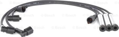 BOSCH 0 986 356 747 — Zestaw przewodów zapłonowych