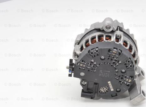 BOSCH 0 125 811 020 - Alternator