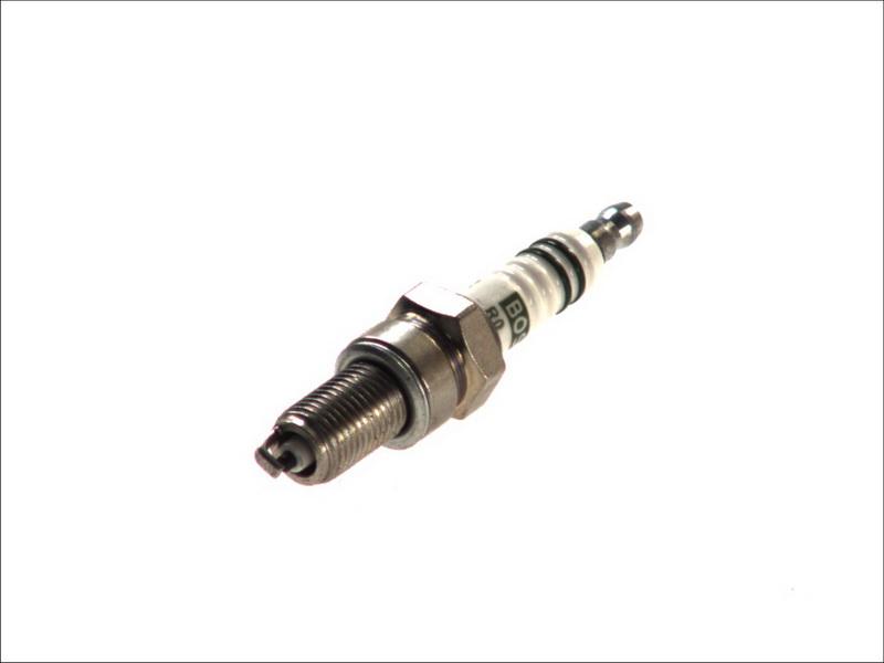 BOSCH 0 241 145 504 — Świeca zapłonowa