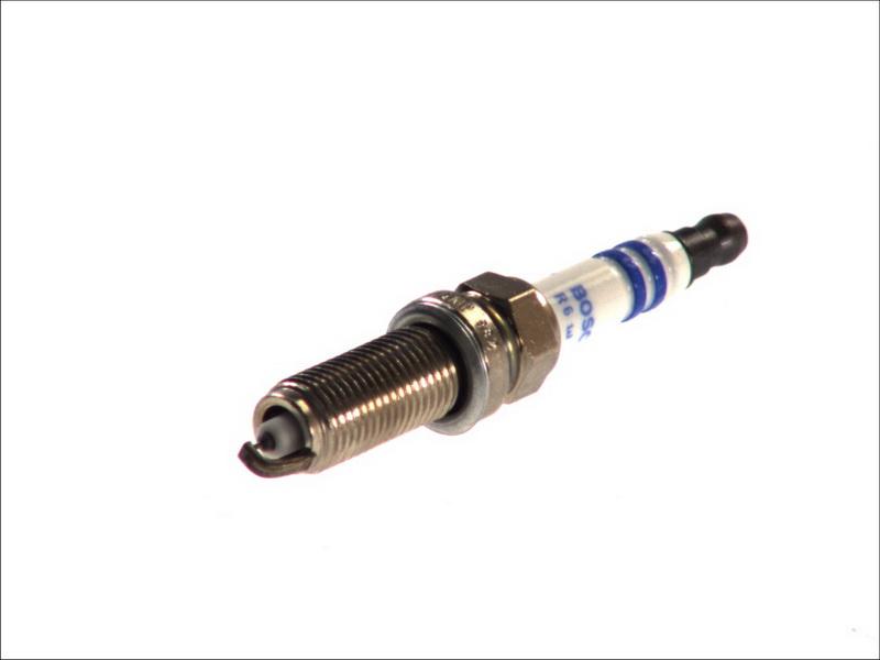 BOSCH 0 242 135 517 — Świeca zapłonowa