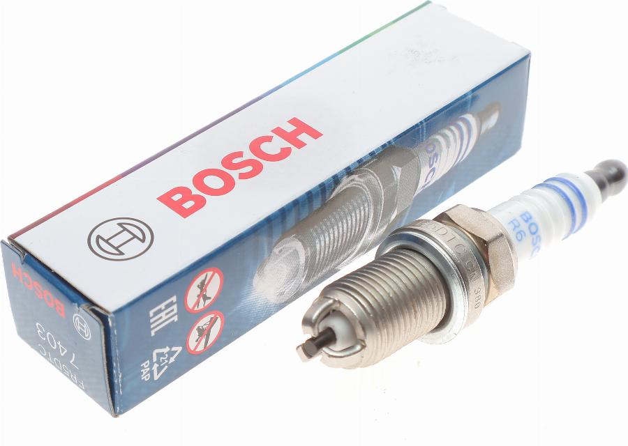 BOSCH 0 242 245 539 — Świeca zapłonowa