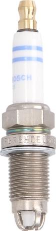 BOSCH 0 242 240 590 — Świeca zapłonowa