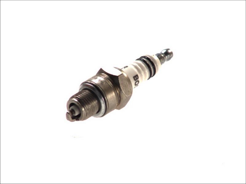 BOSCH 0 242 235 665 — Świeca zapłonowa