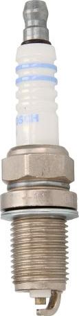 BOSCH 0 242 235 667 — Świeca zapłonowa