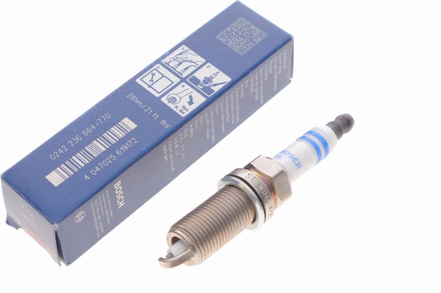 BOSCH 0 242 236 664 — Świeca zapłonowa