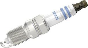 BOSCH 0 242 225 611 — Świeca zapłonowa