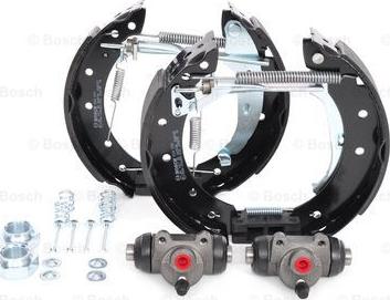 BOSCH 0 204 114 549 — Zestaw szczęk hamulcowych
