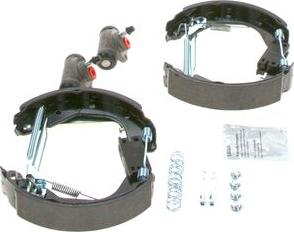 BOSCH 0 204 114 699 - ZESTAW SZCZĘK HAM. CHEVROLET SPARK 1.0-1.2 10-15 KPL. Z CYLINDERKAMI