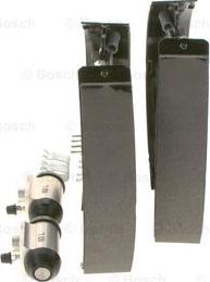 BOSCH 0 204 114 695 - ZESTAW SZCZĘK HAM. FIAT TIPO-500L 0.9-1.6 12- KPL. Z CYLINDERKAMI