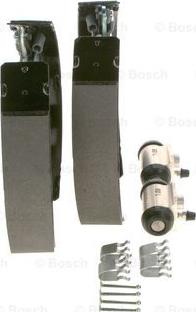 BOSCH 0 204 114 695 - ZESTAW SZCZĘK HAM. FIAT TIPO-500L 0.9-1.6 12- KPL. Z CYLINDERKAMI