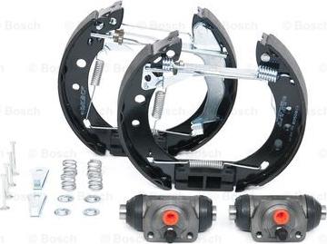 BOSCH 0 204 114 640 — Zestaw szczęk hamulcowych