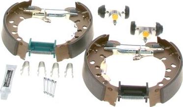 BOSCH 0 204 114 657 — Zestaw szczęk hamulcowych
