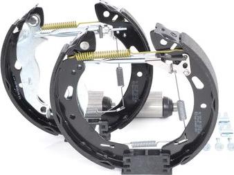 BOSCH 0 204 114 666 — Zestaw szczęk hamulcowych