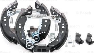 BOSCH 0 204 114 614 - ZESTAW SZCZĘK HAM. CITROEN C2-C3 1.1-1.4 02-09 KPL. Z CYLINDERKAMI