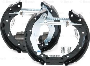 BOSCH 0 204 114 631 - ZESTAW SZCZĘK HAM. BMW 3 E36 1.6 94-00 KPL. Z CYLINDERKAMI