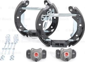 BOSCH 0 204 114 629 — Zestaw szczęk hamulcowych