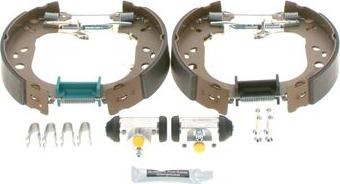 BOSCH 0 204 114 677 — Zestaw szczęk hamulcowych
