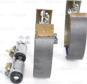 BOSCH 0 204 114 201 - ZESTAW SZCZĘK HAM. RENAULT TWINGO 1.2 96-07 KPL. Z CYLINDERKAMI