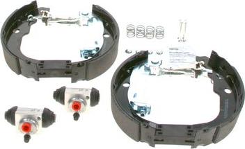 BOSCH 0 204 114 703 — Zestaw szczęk hamulcowych