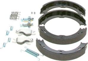 BOSCH 0 204 113 809 — Zestaw szczęk hamulcowych, hamulec postojowy
