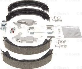BOSCH 0 204 113 816 - ZESTAW SZCZĘK HAM. RĘCZ. DB W204-C207 1.6-6.2 07-16 KPL.