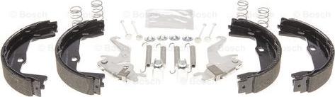 BOSCH 0 204 113 824 - ZESTAW SZCZĘK HAM. RĘCZ. OPEL ASTRA-CALIBRA-OMEGA-VECTRA 1.4-3.2 86-03 KPL.