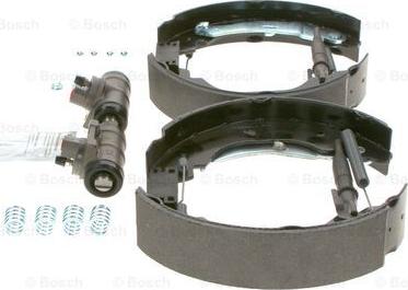 BOSCH 0 204 211 392 - ZESTAW SZCZĘK HAM. FORD TRANSIT 2.0-2.2 TDCI 00-11 KPL. Z CYLINDERKAMI