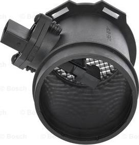 BOSCH 0 280 217 814 - CZUJNIK MASY POW.BMW E38.39.53 4.4 96-