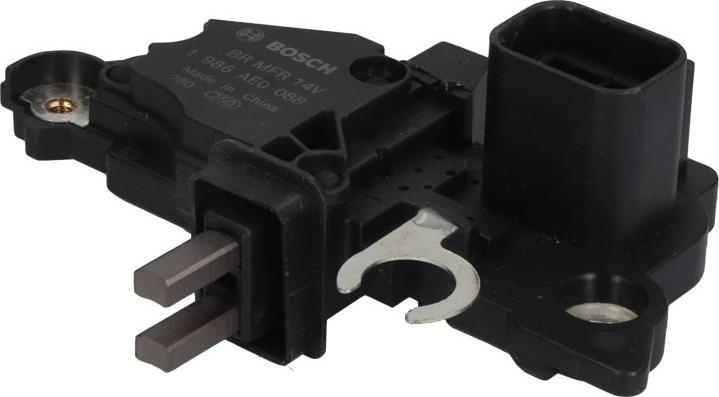 BOSCH 1 986 AE0 088 - REGULATOR NAPIĘCIA MISTUBISHI
