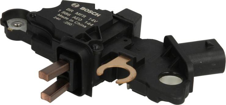 BOSCH 1 986 AE0 144 - REGULATOR NAPIĘCIA OPEL ASTRA