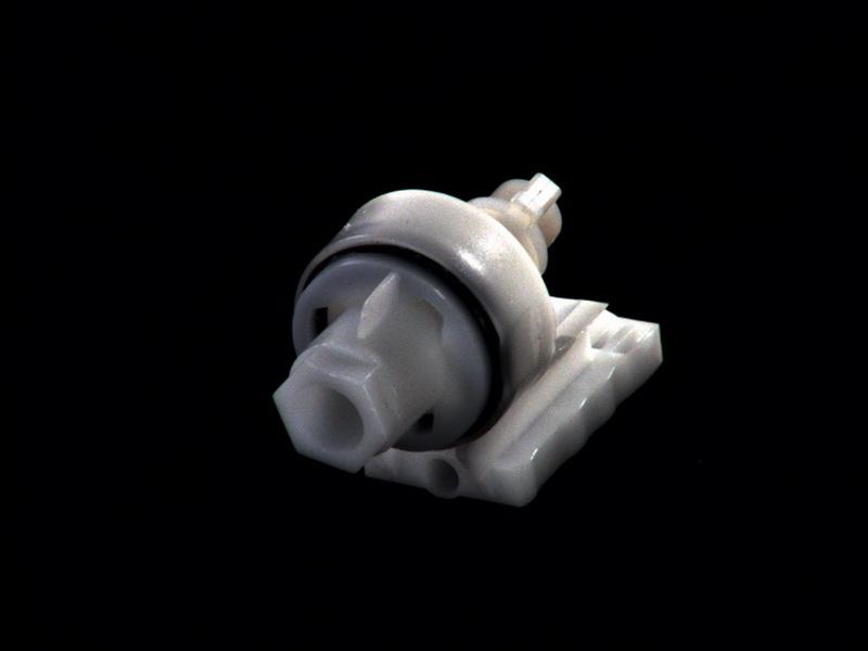 DT Spare Parts 2.24057 — Mocowanie, reflektor