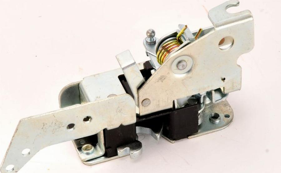 DT Spare Parts 2.72136 — Zamek drzwi