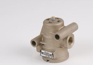 KNORR-BREMSE AC 156A — Zbiornik powietrza, instalacja pneumatyczna