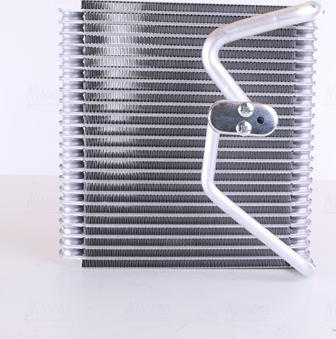 NISSENS 92339 — Parownik, klimatyzacja