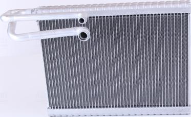NISSENS 92323 - Parownik klimatyzacji