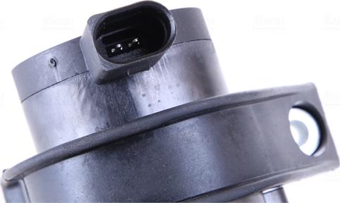 NISSENS 831071 - POMPA CYRKULACJI WODY AUDI A4 1.8 07-12