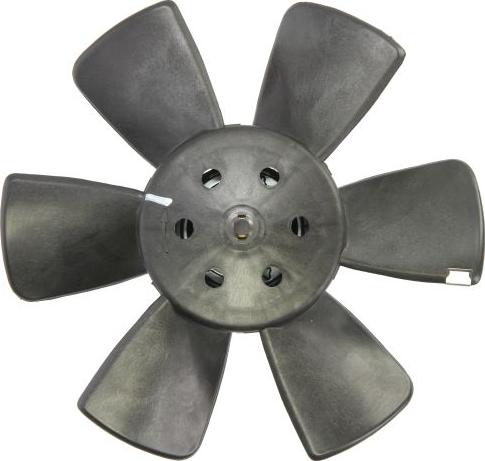 NRF 47390 — Wentylator, chłodzenie silnika