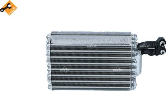 NRF 36030 - PAROWNIK KLIMATYZACJI DB W124