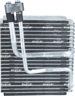 NRF 36175 - PAROWNIK KLIMATYZACJI KIA SORENTO 02-