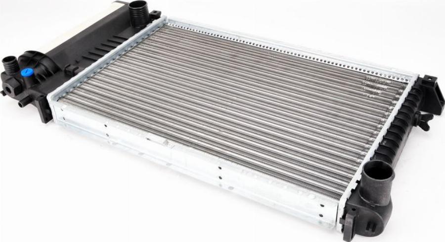 Thermotec D7B017TT — Chłodnica, układ chłodzenia silnika