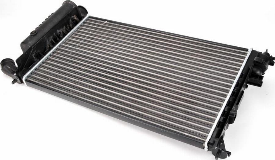 Thermotec D7P018TT — Chłodnica, układ chłodzenia silnika