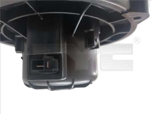 TYC 513-0008 - WENTYLATOR NAGRZ.HYUNDAI IX35 10-