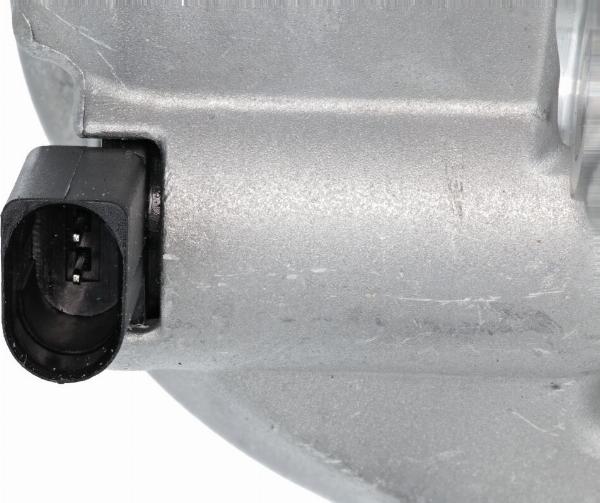 VALEO 690026 - Kompresor klimatyzacji