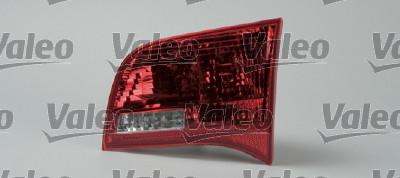 VALEO 043328 - LAMPA TYLNA AUDI A6 11.04-08.11 PR